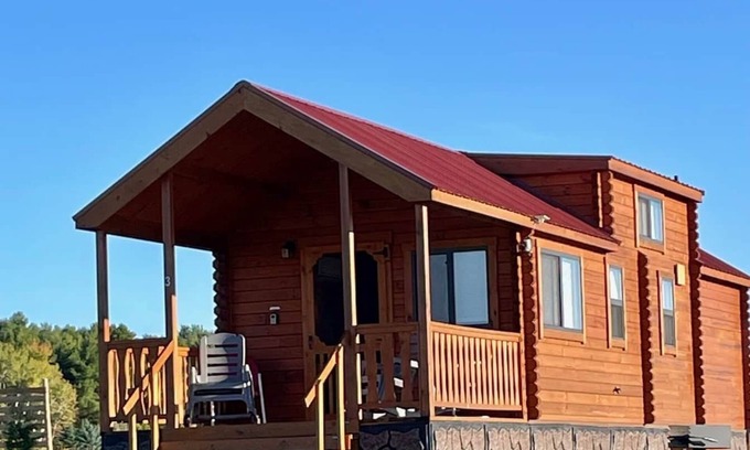 Hector Cabin | Cozy Wine Cabin escape with Breathtaking Views 1