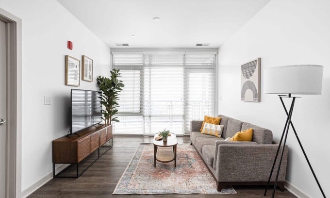Downtown Indianapolis Apartment | CozySuites 2BD Bottleworks Indianapolis #2
