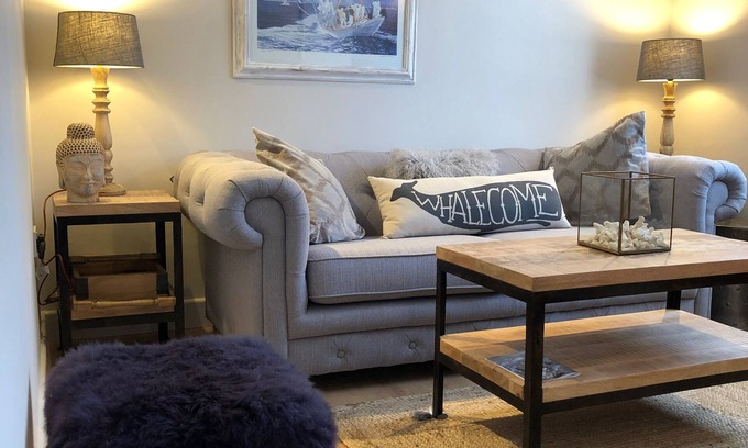 New Forest District House | Crab Cottage Two bed fisherman’s cottage in the heart of Lymington