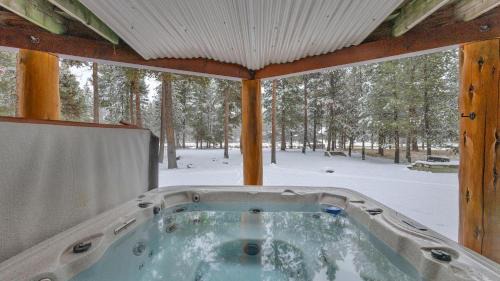 Oregon Water Wonderland House | Crane - Unit 6