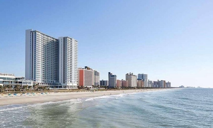 Myrtle Beach Resort | Create Unforgettable Family Memories at Ocean Enclave in the Heart of Myrtle