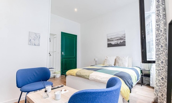 Ghent City Centre Apartment | Creative Corner: Stylish Apt. in Ghent's Heart
