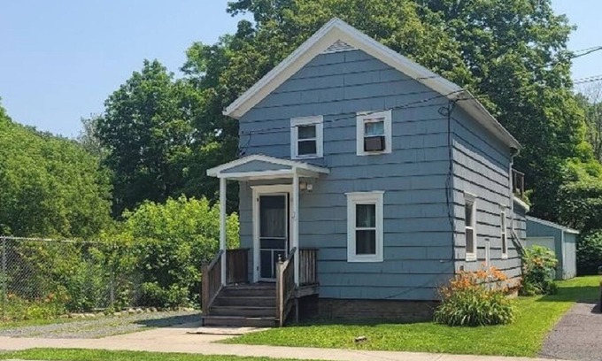 Moravia House | Creekside Cottage in Village of Moravia