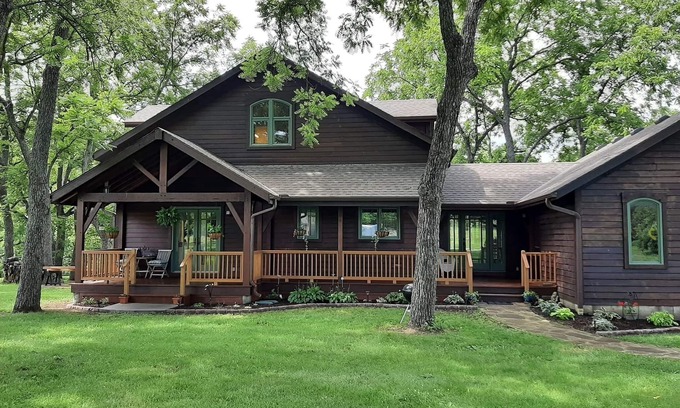 Drexel Cabin | Creekside Country Estate, Lower Level Walk-Out, Stars, Trails & Fire Pit