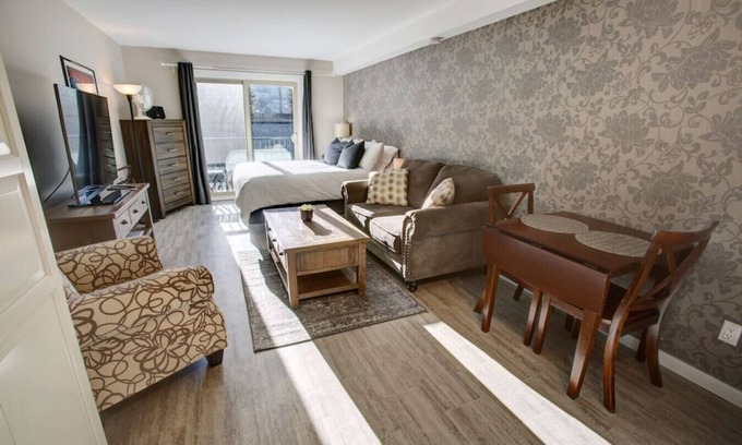 Whistler Creekside Condo | Creekside Mountain View Studio!Patio + BBQ,Pool,Parking & Walk to Shops and Lakes!