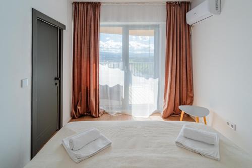 Cluj-Napoca Apartment | Cremene Tower ApartHotel