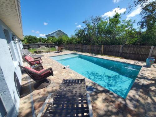 Butler Beach House | Crescent Cottage home