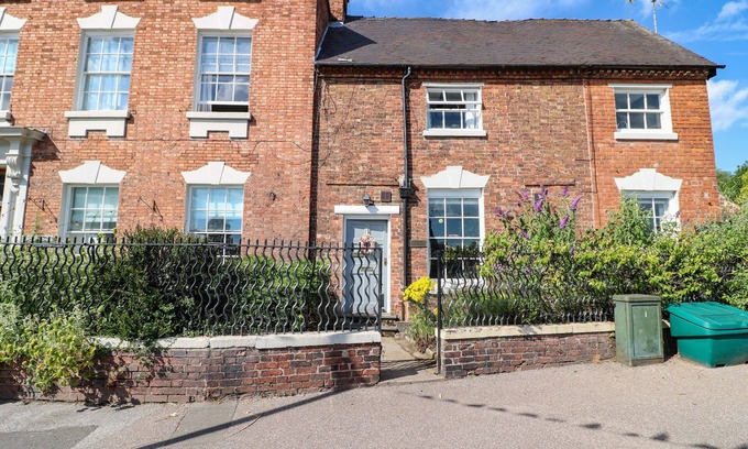 Abbots Bromley Cottage | CROFTS ANNEXE, pet friendly, with a garden in Abbots Bromley