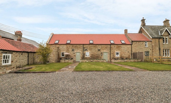 Brancepeth Cottage | CROSS COTTAGE, family friendly, luxury holiday cottage in Brancepeth