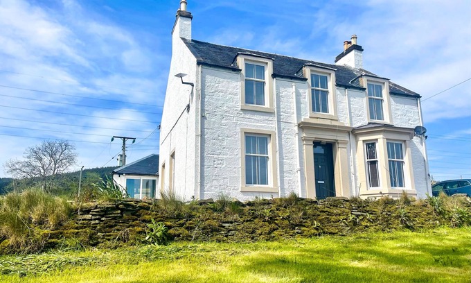 Crossaig House | Crossaig Farm House - sleeps 10 guests in 5 bedrooms