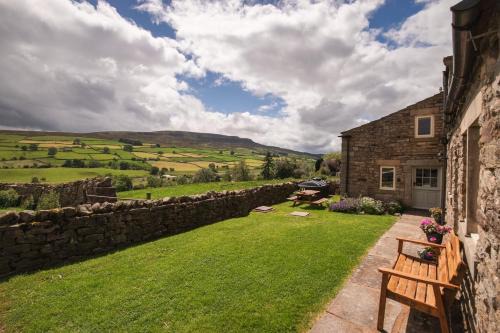 Reeth House | Crow Hall - Luxury Holiday Accommodation