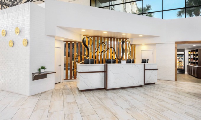 Northside Hotel | Crowne Plaza Hotel Jacksonville Airport/I-95N by IHG