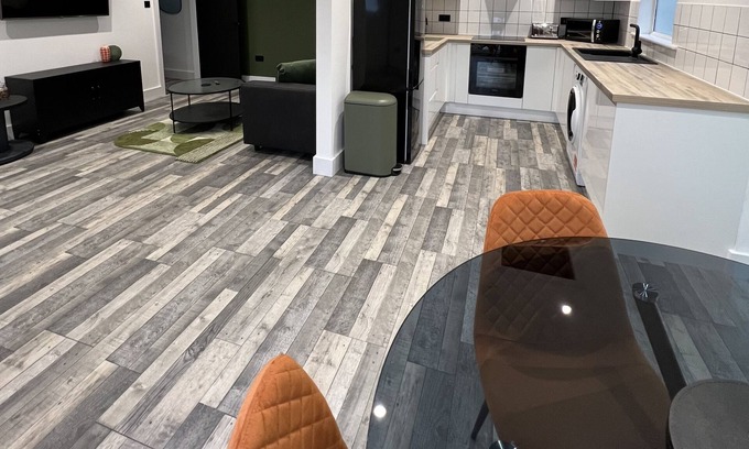 St. Blazey Apartment | Crowsnest Apartment 3