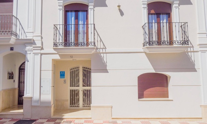 Alhaurin el Grande Apartment | Cubo's Urban Suite Town Centre /free wifi/air conditioning