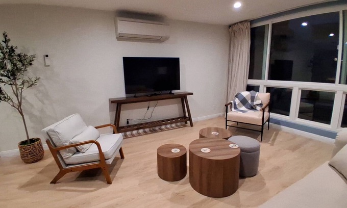 Park West Condo | Culver City Gem with Pool, Parking/Near Venice & Santa Monica!