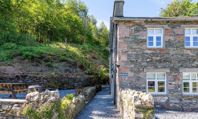 Ambleside Cottage | CUNSEY MILL HOUSE, pet friendly, with pool in Hawkshead