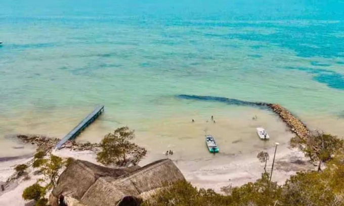 Bocachica Cabin | Curious Island