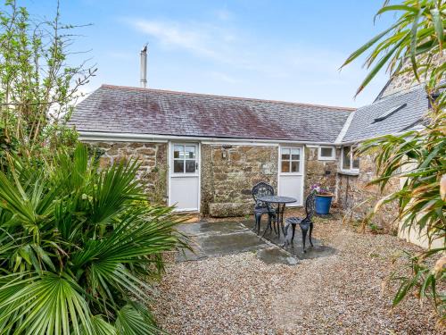 Penzance House | Curlews
