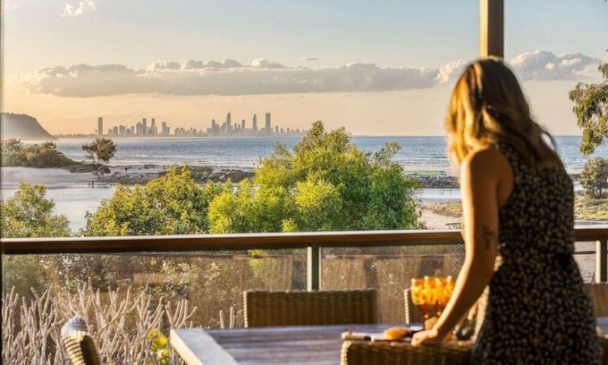 Currumbin House | Currumbin Beachside Retreat
