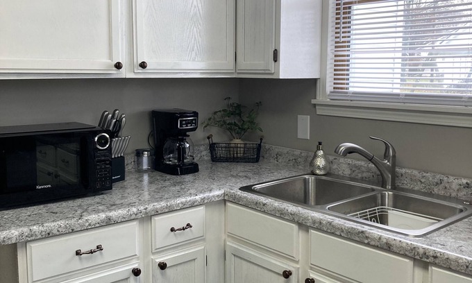 Shelby House | Cute and Cozy Shelby Mansfield Mid Ohio