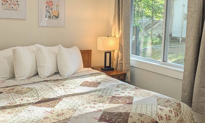Bar Harbor Cabin | Cute Cabin Nested in Pine Trees Cabin 12A
