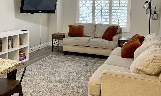 Crismon Heights Apartment | Cute Casita in the heart of Queen Creek