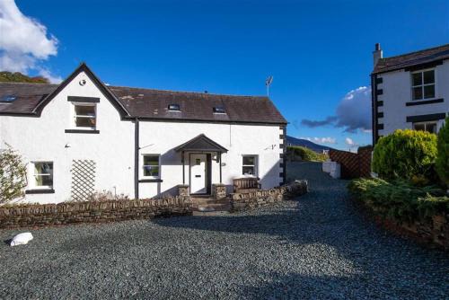 Keswick House | Cygnet Cottage