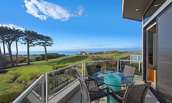 Bodega Bay House | Cypress Row - Spanning views of Bodega Bay and the Pacific