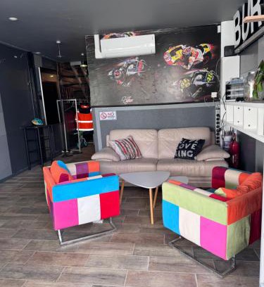 Bignan House | dépendance de la Métairie