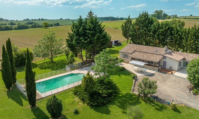 Saint-Colomb-de-Lauzun House | Détente au pays de Lauzun