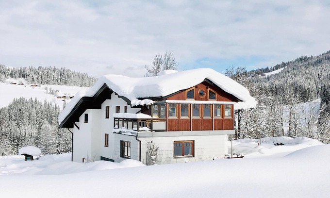 Altenmarkt im Pongau Apartment | Dachsteinblick - Holiday home Kirchgasser