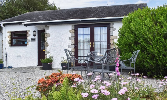 Stenalees Cottage | Dairy Cottage - UK49834