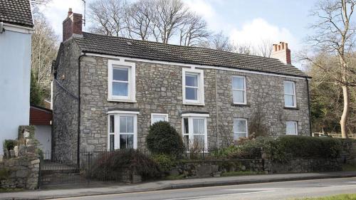 Mumbles House | Daisy Cottage