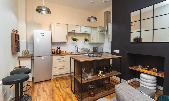 Liverpool City Centre Apartment | Dale Street - Modern City Centre Apartment