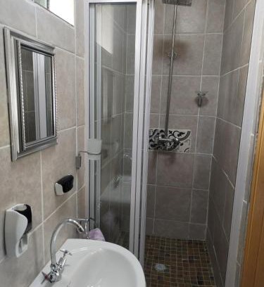 Garsfontein House | DAMOFUS Guest House