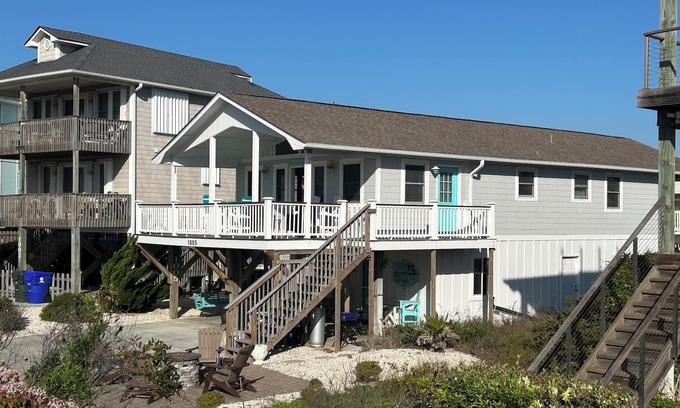 Surf City Cottage | “Dancin’ the Day Awave” in Surf City, NC