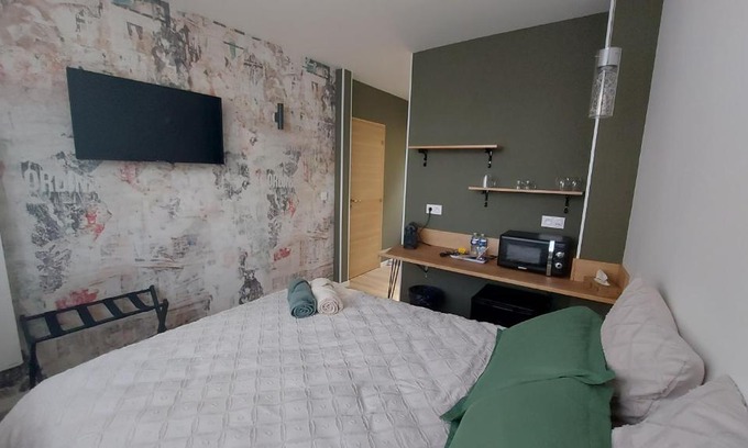 Nogent-le-Rotrou Apartment | Dandy - chambre tout confort centre-ville Nogent-le-Rotrou