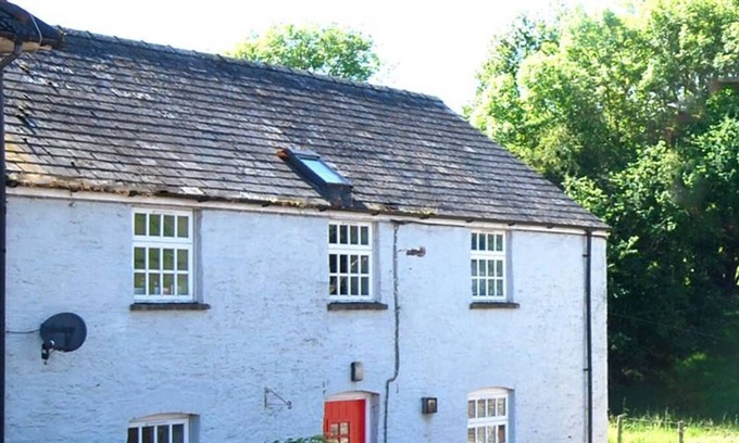 Brecon House | Danycrug (First Floor)