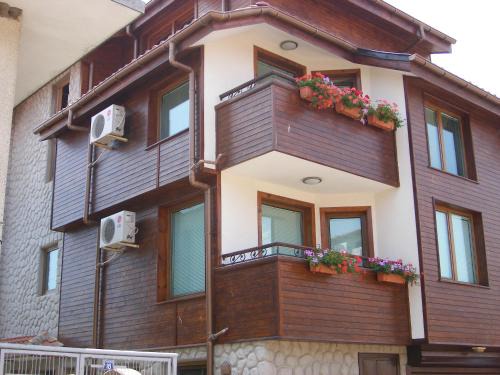 Nessebar Old Town House | Dari Guest Rooms Стаи за гости Дари
