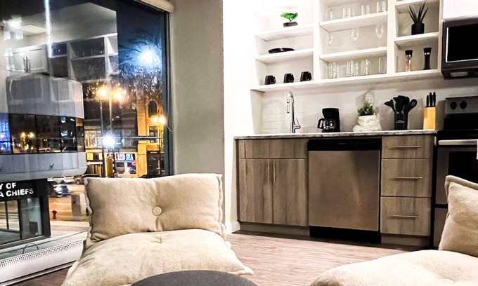 Downtown Winnipeg Apartment | Dark themed minimalist apart at the heart of downtown Winnipeg .
