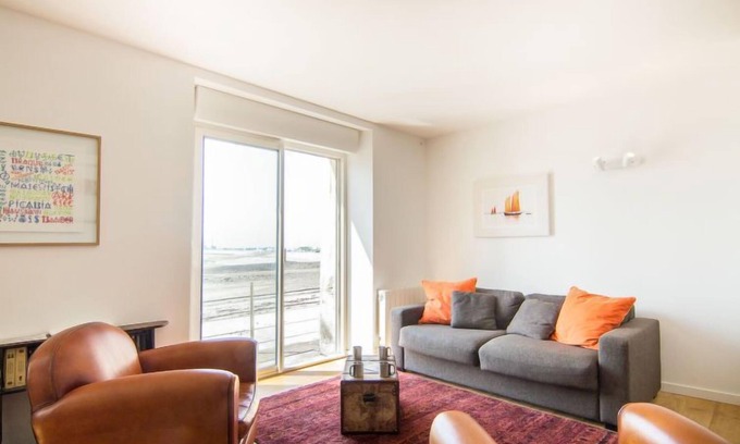 Saint-Servan Apartment | Dauphine by Interhome