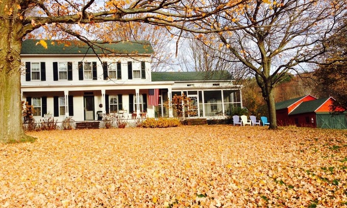 Cambridge House | Davidson Family Farm vacation rental