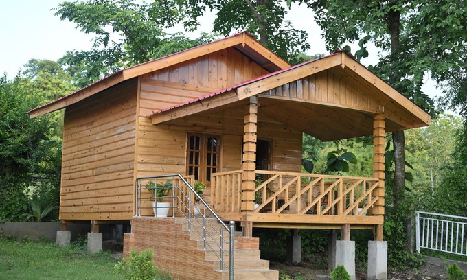 Balipara Hotel | De Aloha Resort