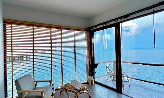 Koh Lan Hotel | De' Ocean Land เดอ โอเชี่ยนแลนด์ เกาะล้าน Pacific