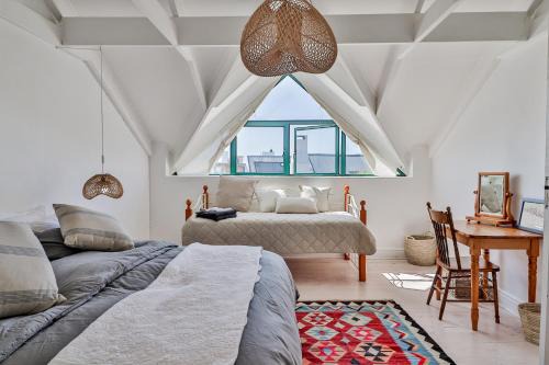 Paternoster Apartment | DE VISSCHUUR