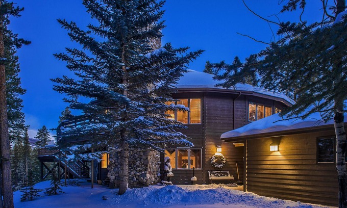 Breckenridge House | DEC 19-26 is OPEN! Merry Christmas! Private,Peaceful,Alpine Luxury on 3 Acres.