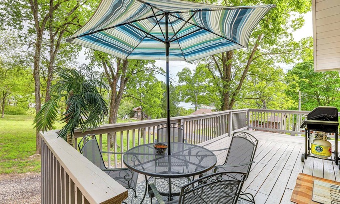 Shell Knob House | Deck & Table Rock Lake View: Shell Knob Escape!