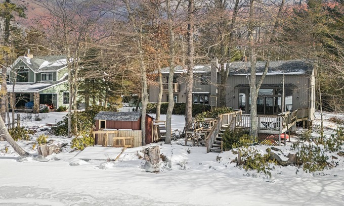 Tafton House | Deck w/Lake Views, Fireplace, Shuffleboard, and Office | Lakeside Retreat