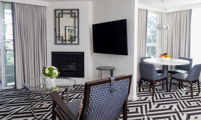 Norma Triangle Hotel | Decompress and Destress at an Elegant Suite with a Swimming Pool, Three Units!