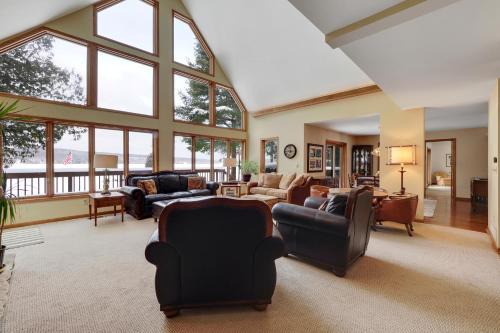 Boyne City House | Deer Lake Retreat